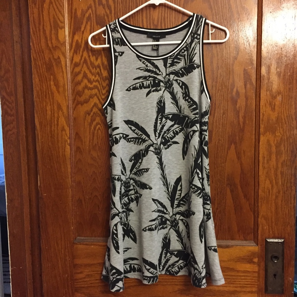 Forever21 palm print jersey sweatshirt dress
